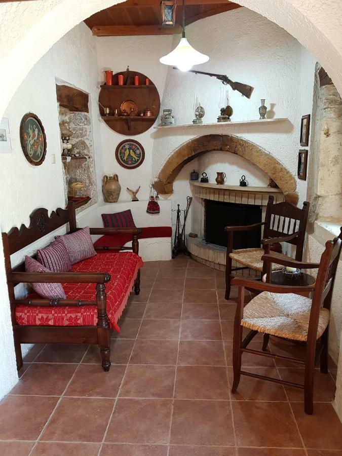 Irini΄S House Villa Alonai Luaran gambar
