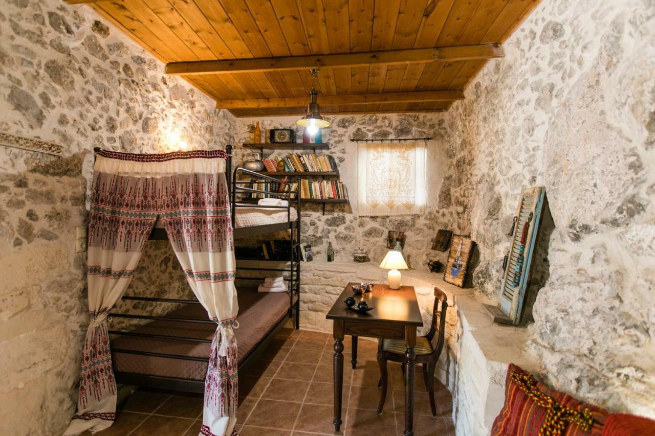 Irini΄S House Villa Alonai Luaran gambar